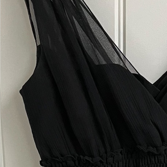 Little Black Dress - Picture 4 of 5